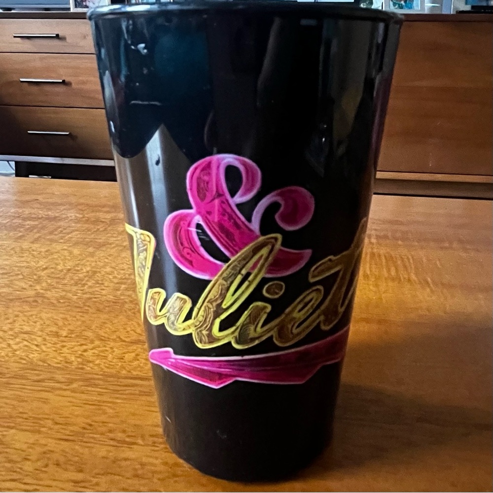 & Juliet Broadway Musical Souvenir Cup “There’s Life After Romeo” 16oz Black